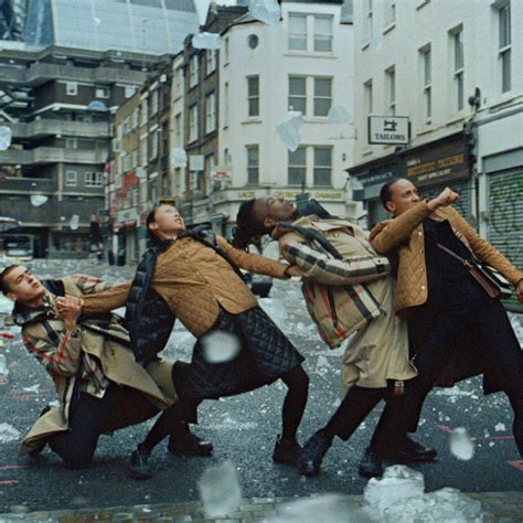 burberry dancing in the rain|VIDEO: New Burberry Ad Features Modern Take on SINGIN' IN .